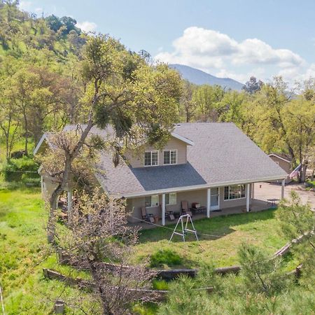 Newly Improved King'S Canyon Farmhouse Retreat - Intro Pricing Βίλα Yokuts Valley  Εξωτερικό φωτογραφία